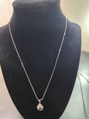 Silver-tone Teardrop Pendant Necklace - Silver